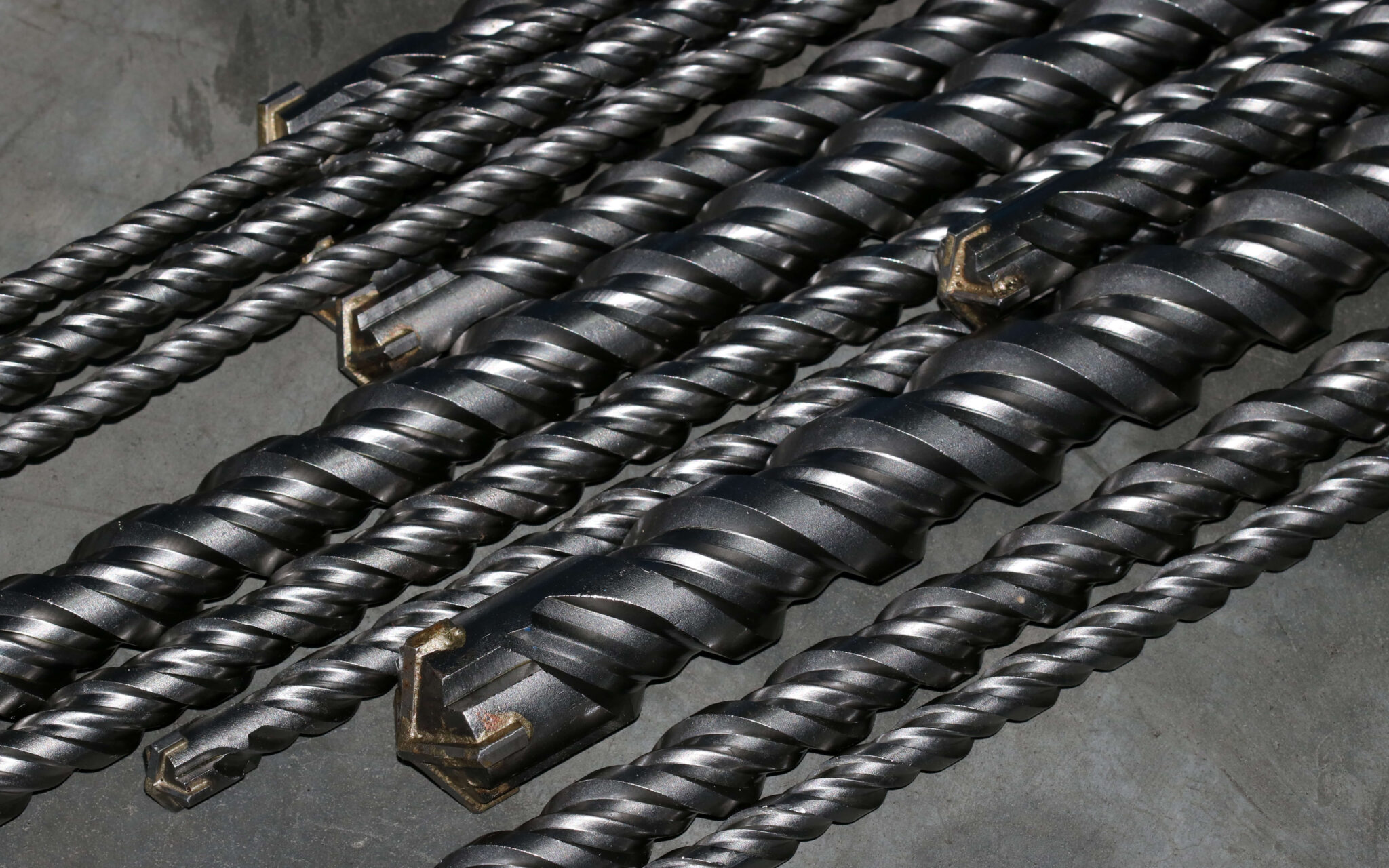 How to Drill a Hole in Concrete Without a Hammer Drill Theusefulhammers